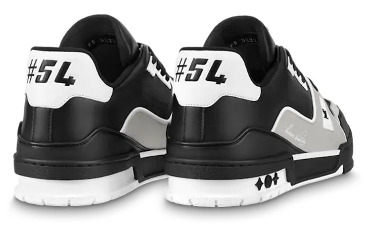 LOUIS VUITTON LV Trainers 'Black' 1AAHS2