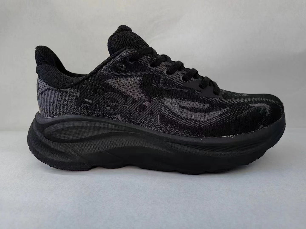 HOKA Clifton 10 – Black & Charcoal
