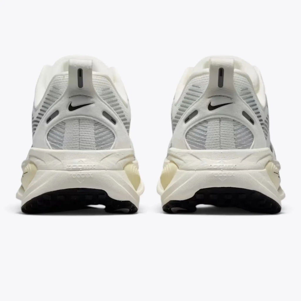 Nike Vomero 18 Road Running Shoes - Summit White / Coconut Milk